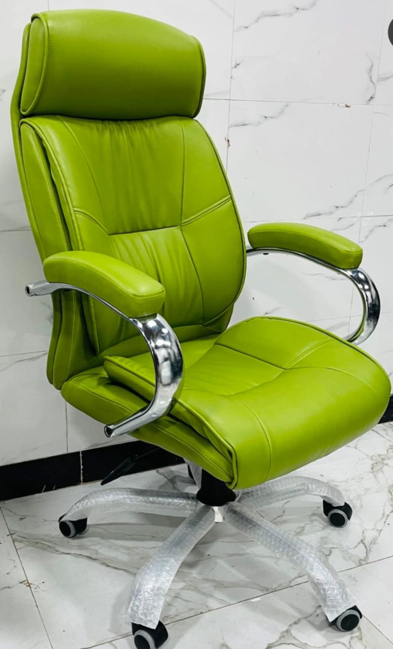 Revolving chair